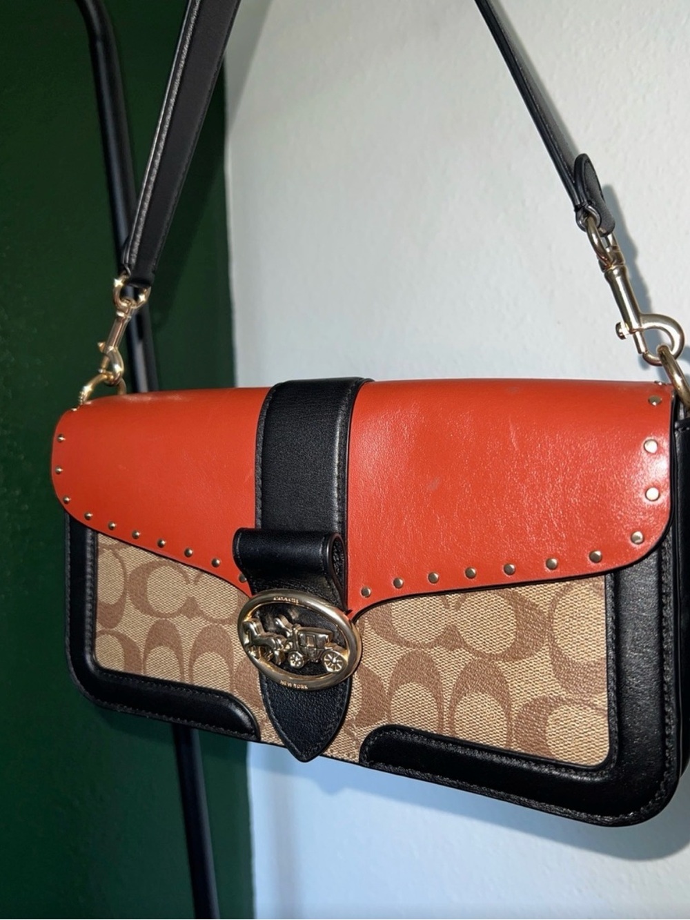 Coach Shoulder Bag Brown Tan Black Red with Signature Canvas - Picture 3 of 10